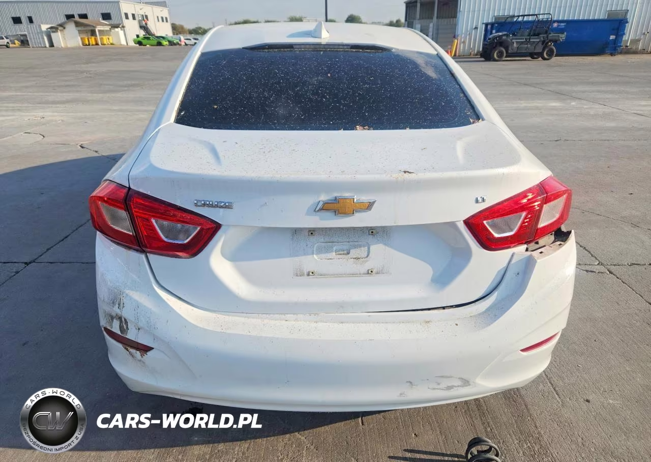 2018 Chevrolet Cruze Lt VIN:1G1BE5SM2J7240174 - 6