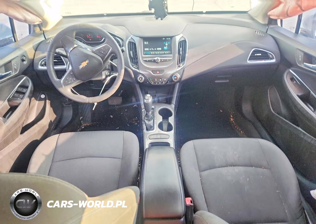 2018 Chevrolet Cruze Lt VIN:1G1BE5SM2J7240174 - 8