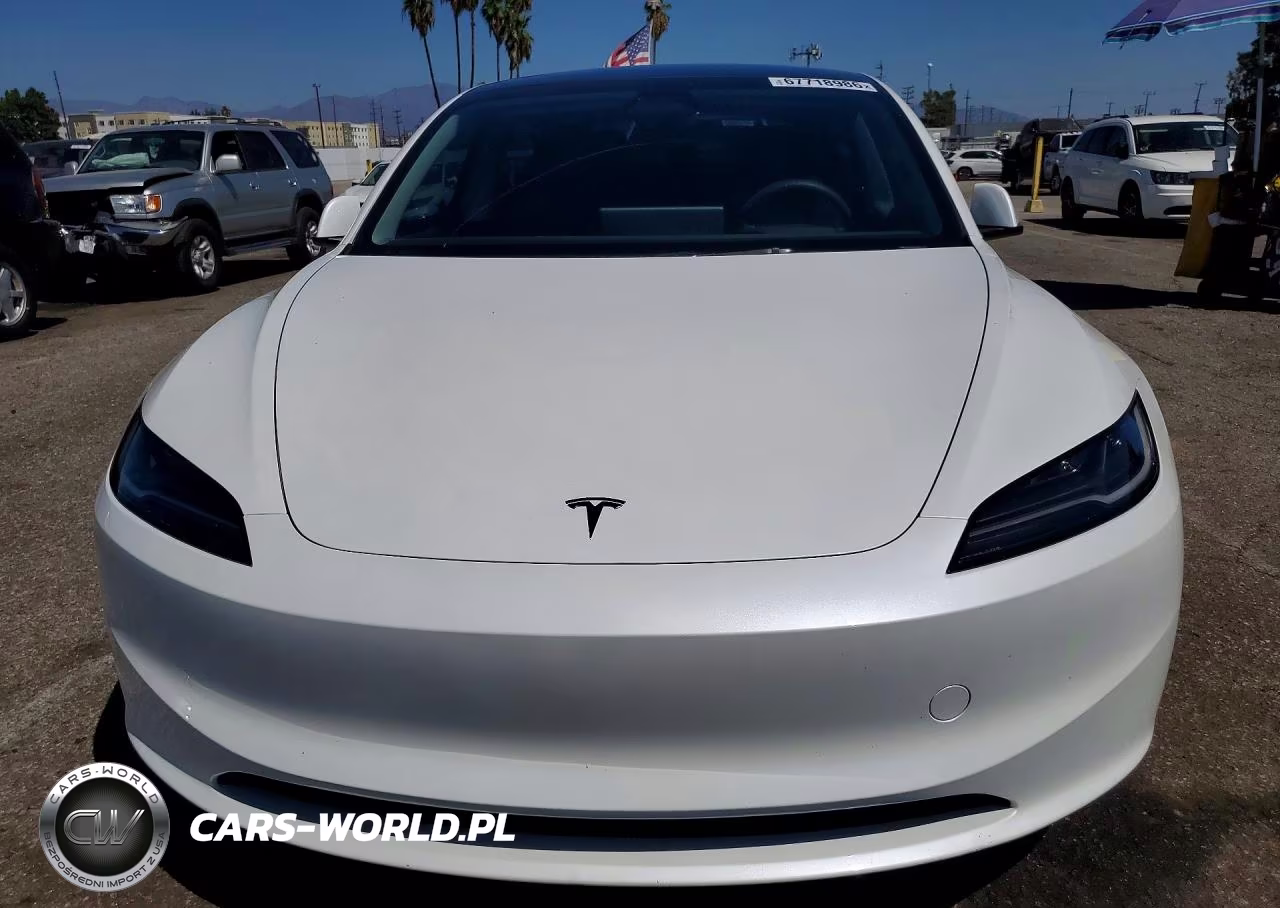 2024 Tesla Model 3 VIN:5YJ3E1EA8RF833985 - 5