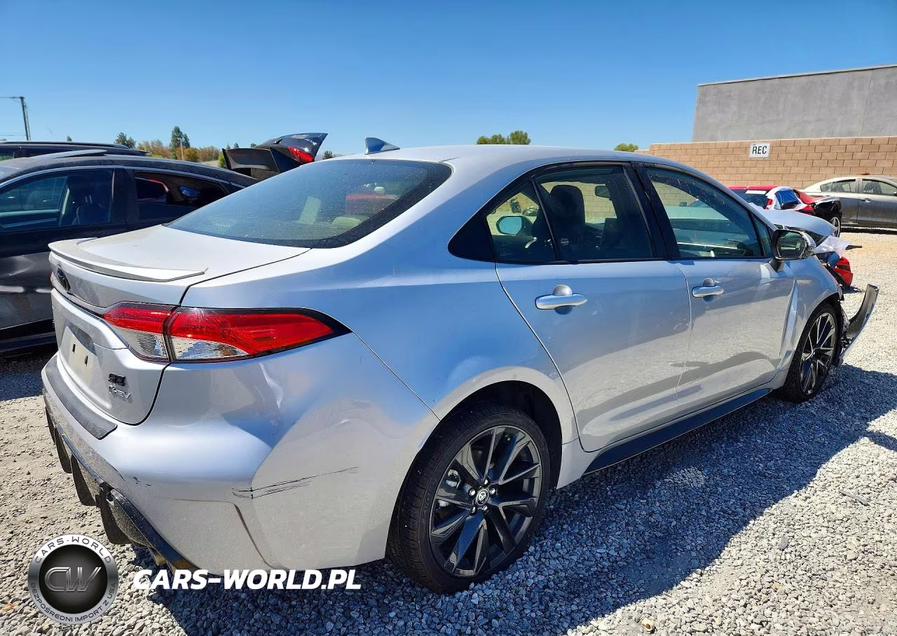 2025 Toyota Corolla Hybrid Se VIN:JTDBCMFE0SJ040344 - 3
