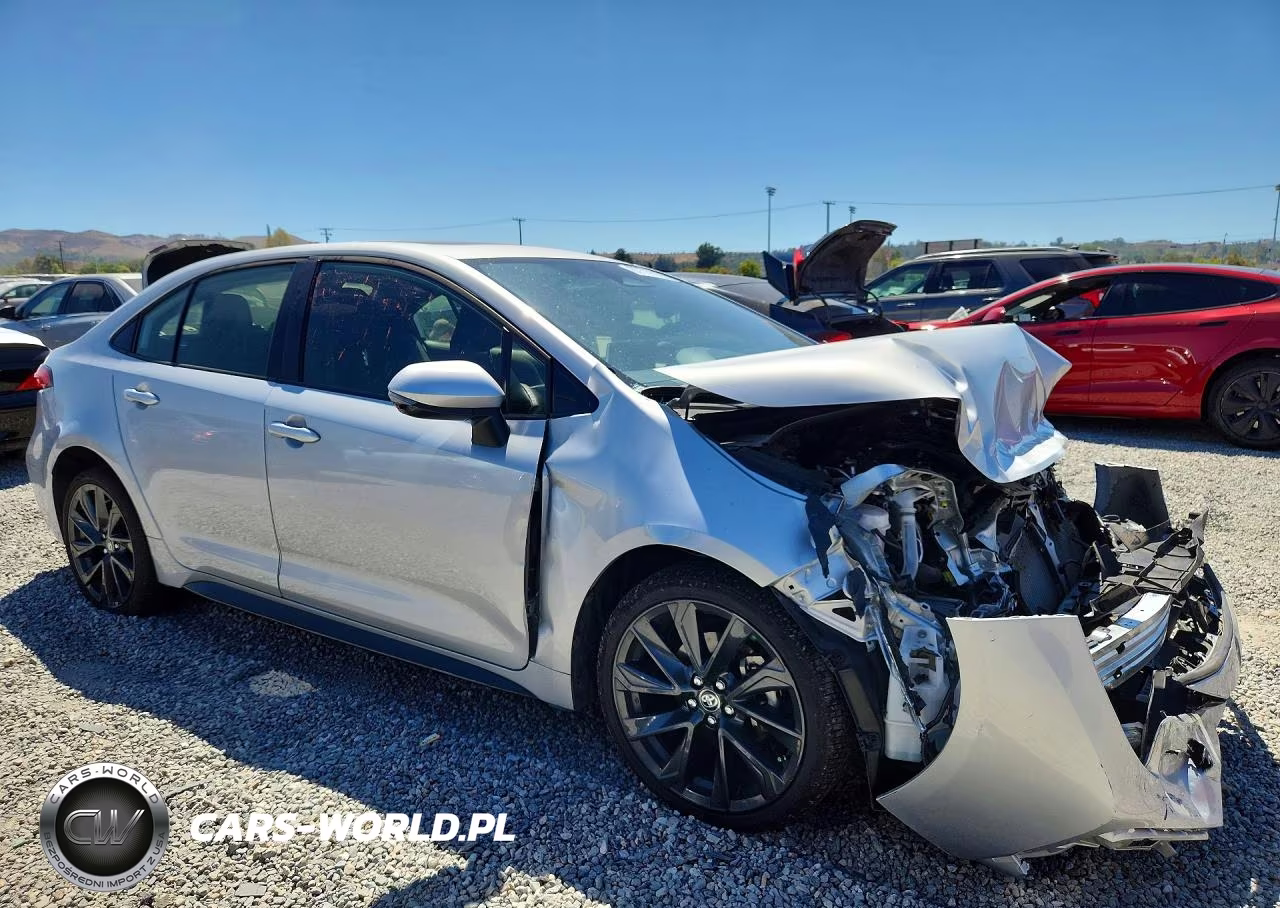 2025 Toyota Corolla Hybrid Se VIN:JTDBCMFE0SJ040344 - 4