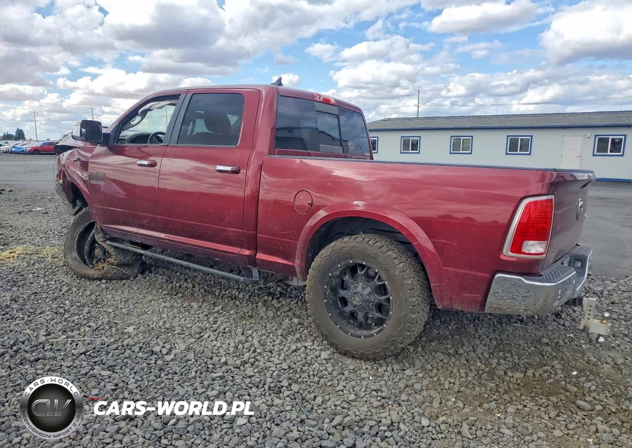 2017 Ram 2500 Laramie VIN:3C6UR5FL9HG772632 - 2