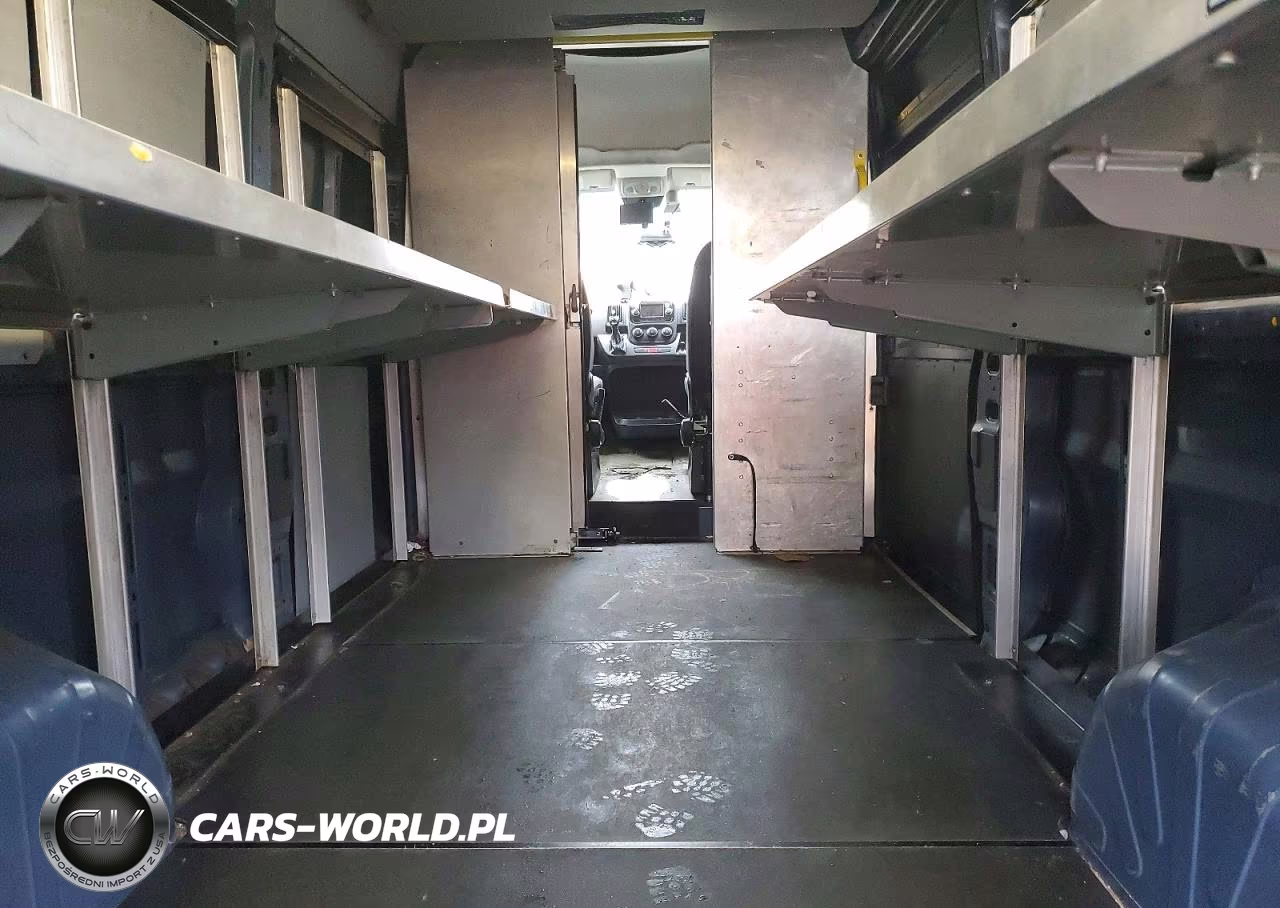 2020 Ram Promaster 3500 Delivery Van VIN:3C6URVJG0LE136468 - 10