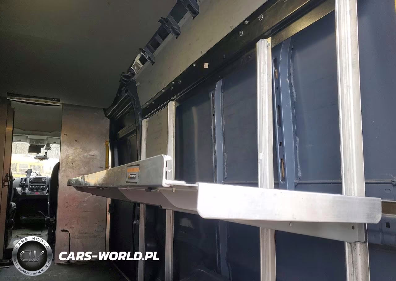 2020 Ram Promaster 3500 Delivery Van VIN:3C6URVJG0LE136468 - 11