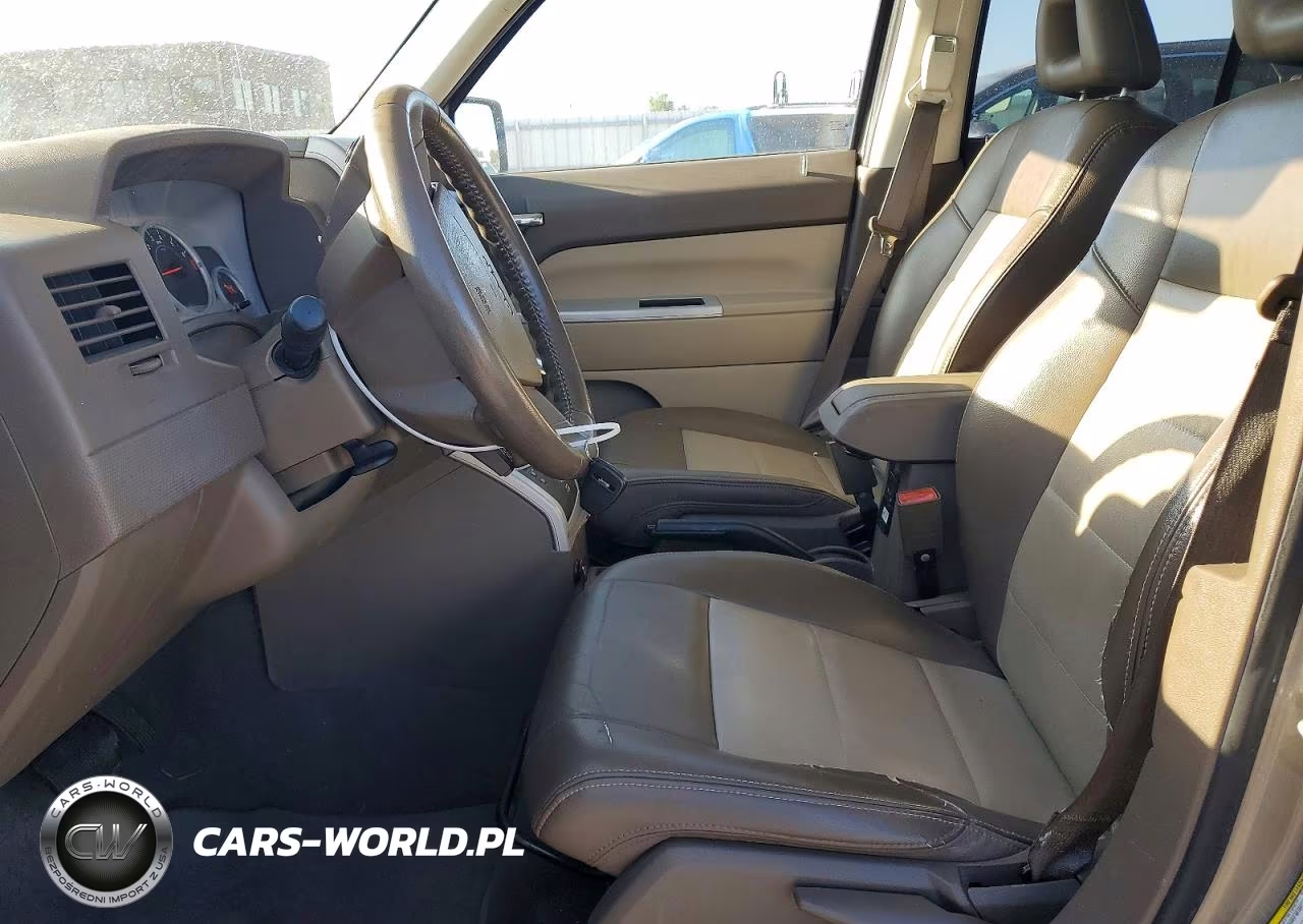 2008 Jeep Patriot Limited VIN:1J8FF48W58D638959 - 7