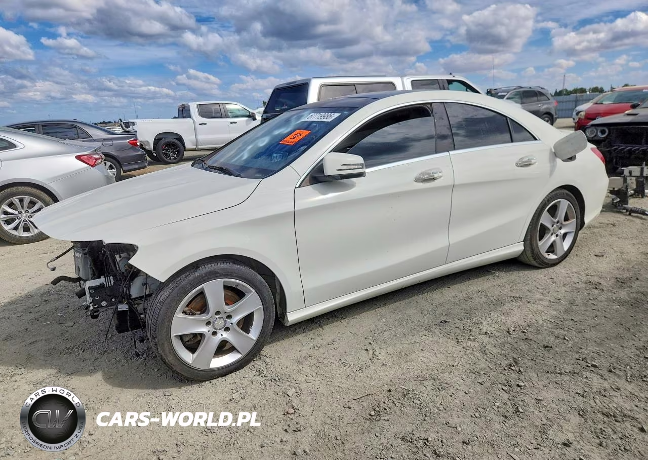 2015 Mercedes-Benz Cla 250 – zdjęcie 1 z 12