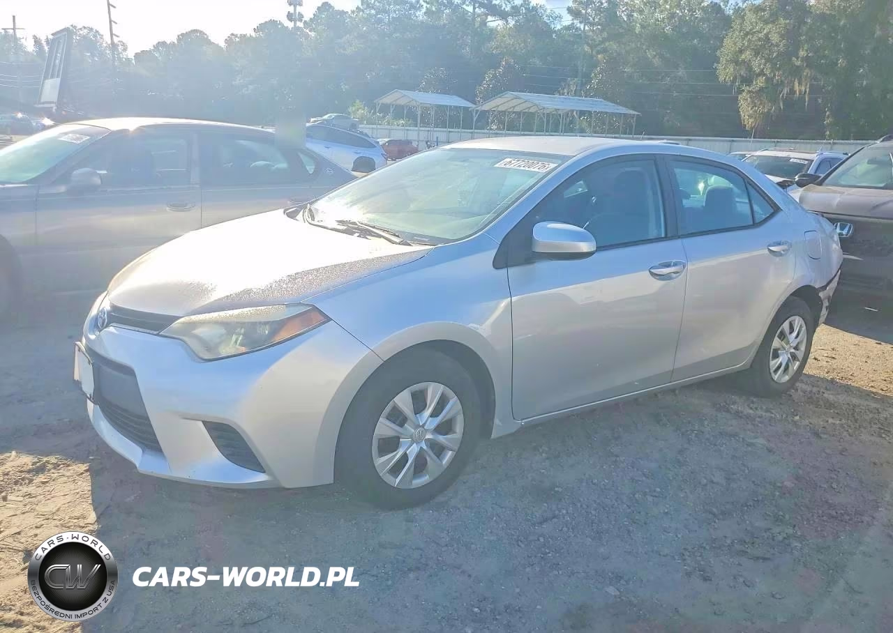 2015 Toyota Corolla L VIN:5YFBURHE8FP339346 - 1