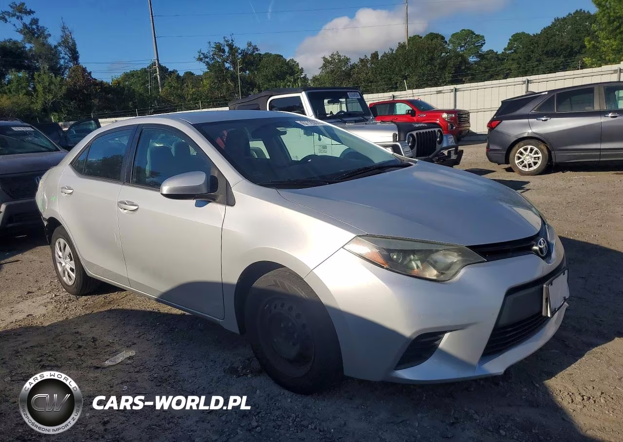2015 Toyota Corolla L VIN:5YFBURHE8FP339346 - 4