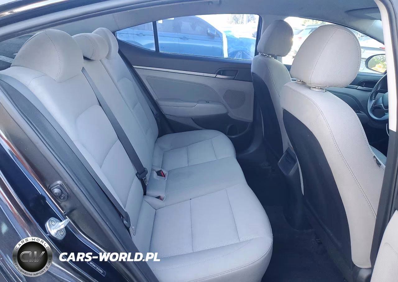2018 Hyundai Elantra Sel VIN:5NPD84LF1JH303455 - 10