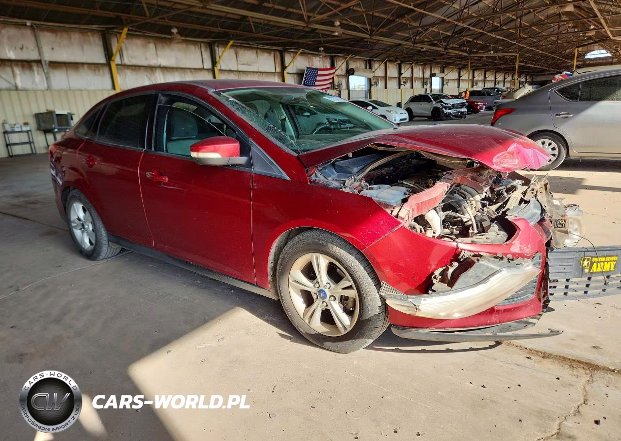 2014 Ford Focus Se VIN:1FADP3F29EL461622 - 4