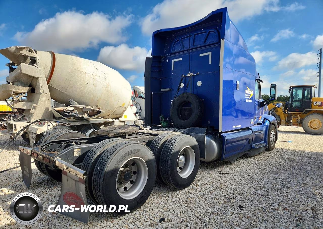 2020 Peterbilt 579 Semi Truck VIN:1XPBDP9X8LD656402 - 3