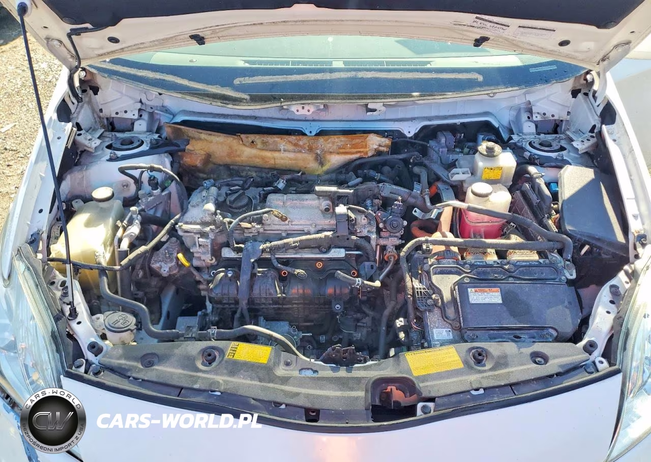 2013 Toyota Prius Two VIN:JTDKN3DU2D5651065 - 11