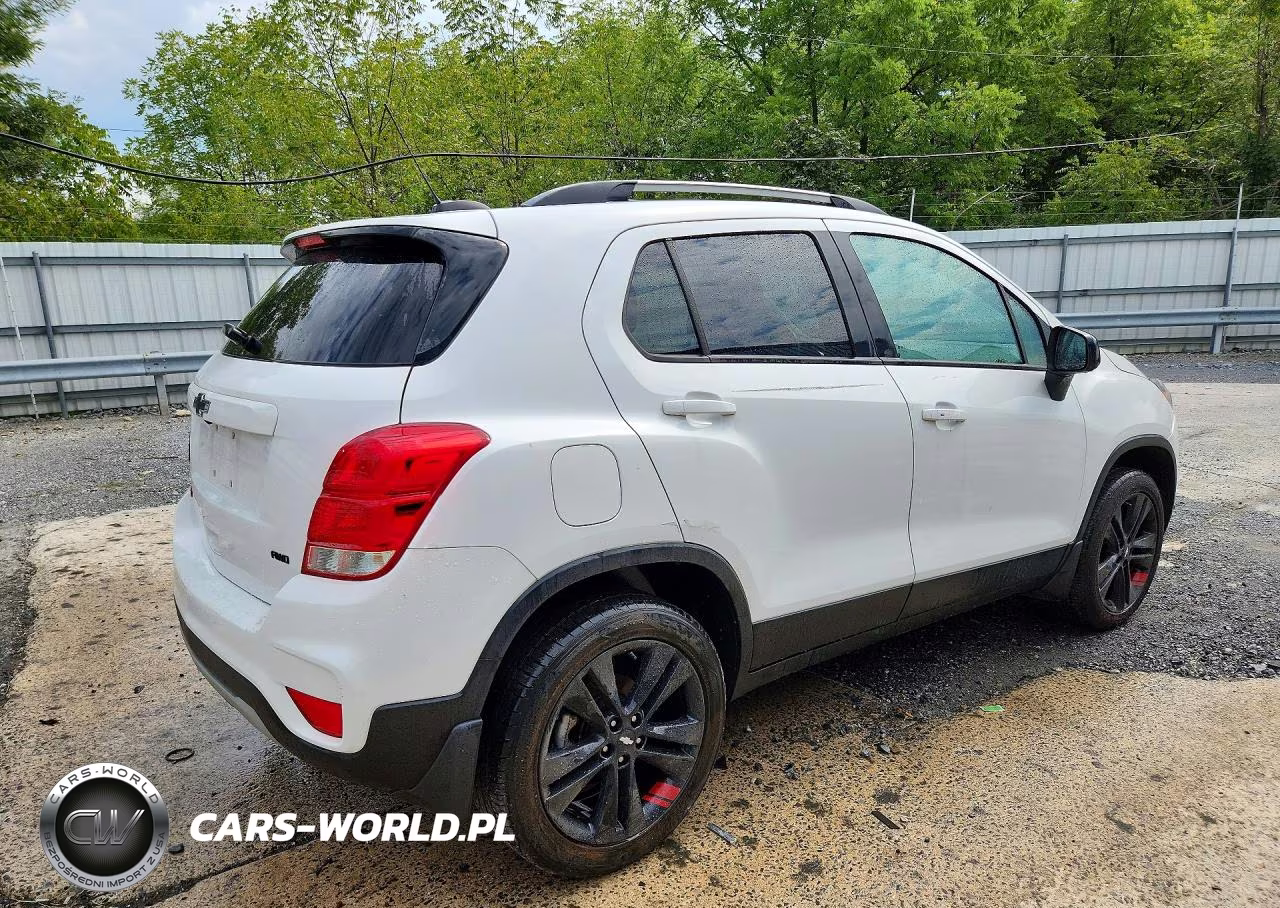 2021 Chevrolet Trax 1Lt VIN:KL7CJPSB5MB360082 - 3