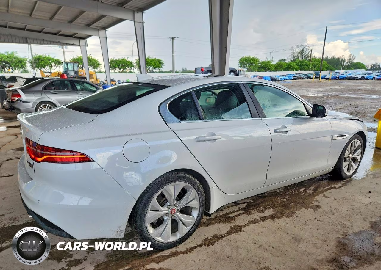 2020 Jaguar Xe S VIN:SAJAE4FX9LCP62815 - 3