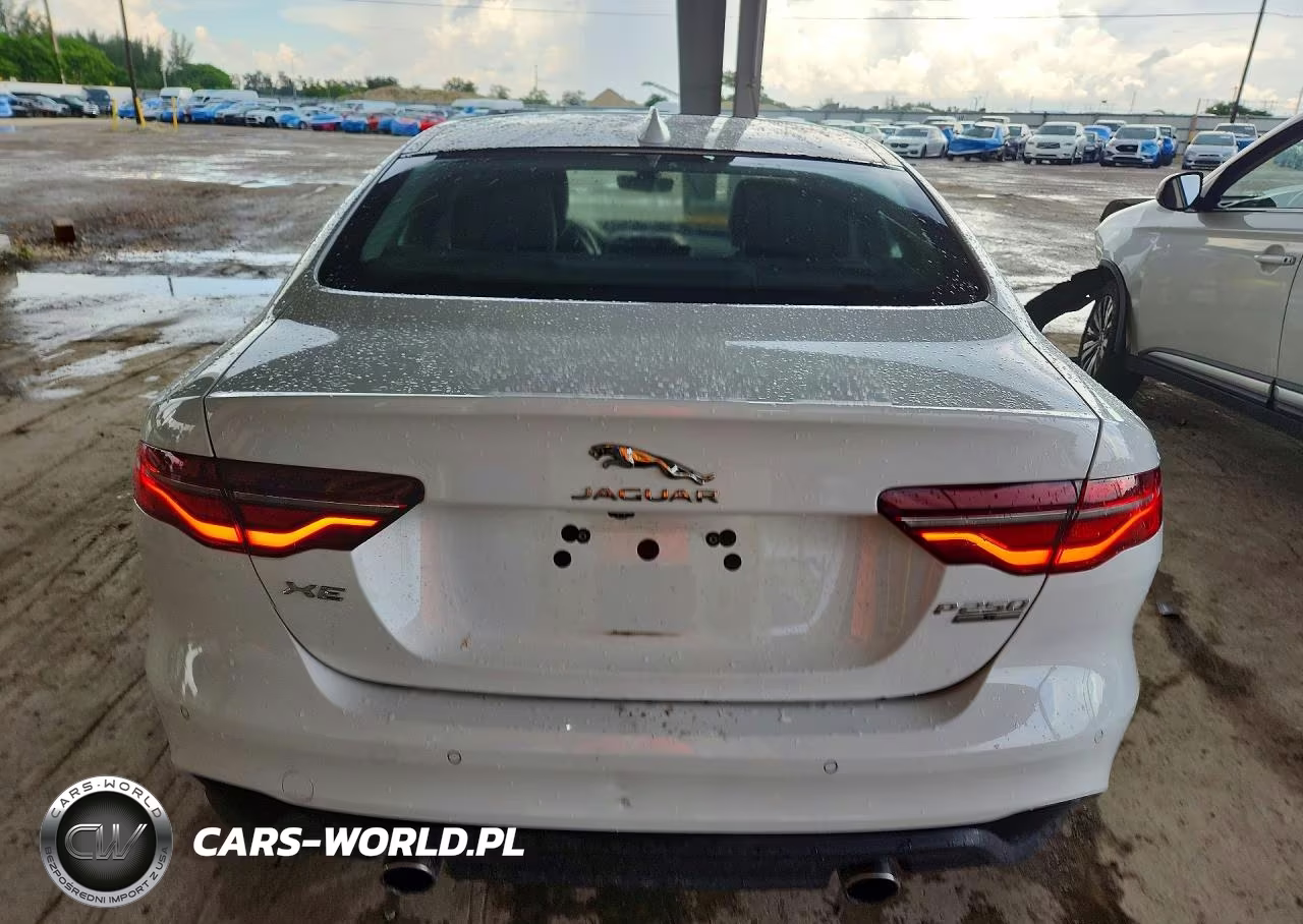 2020 Jaguar Xe S VIN:SAJAE4FX9LCP62815 - 6