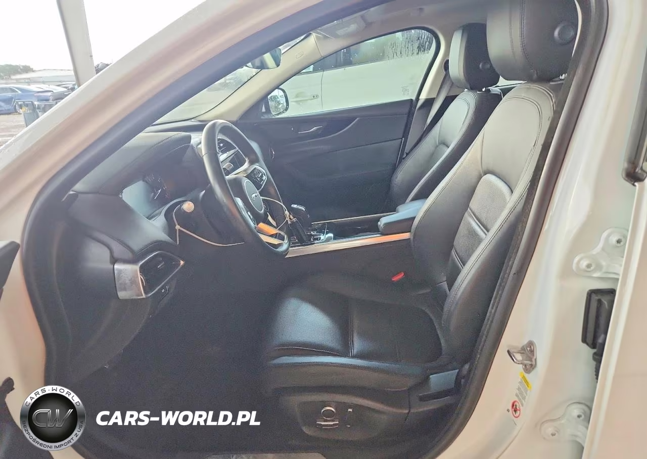 2020 Jaguar Xe S VIN:SAJAE4FX9LCP62815 - 7