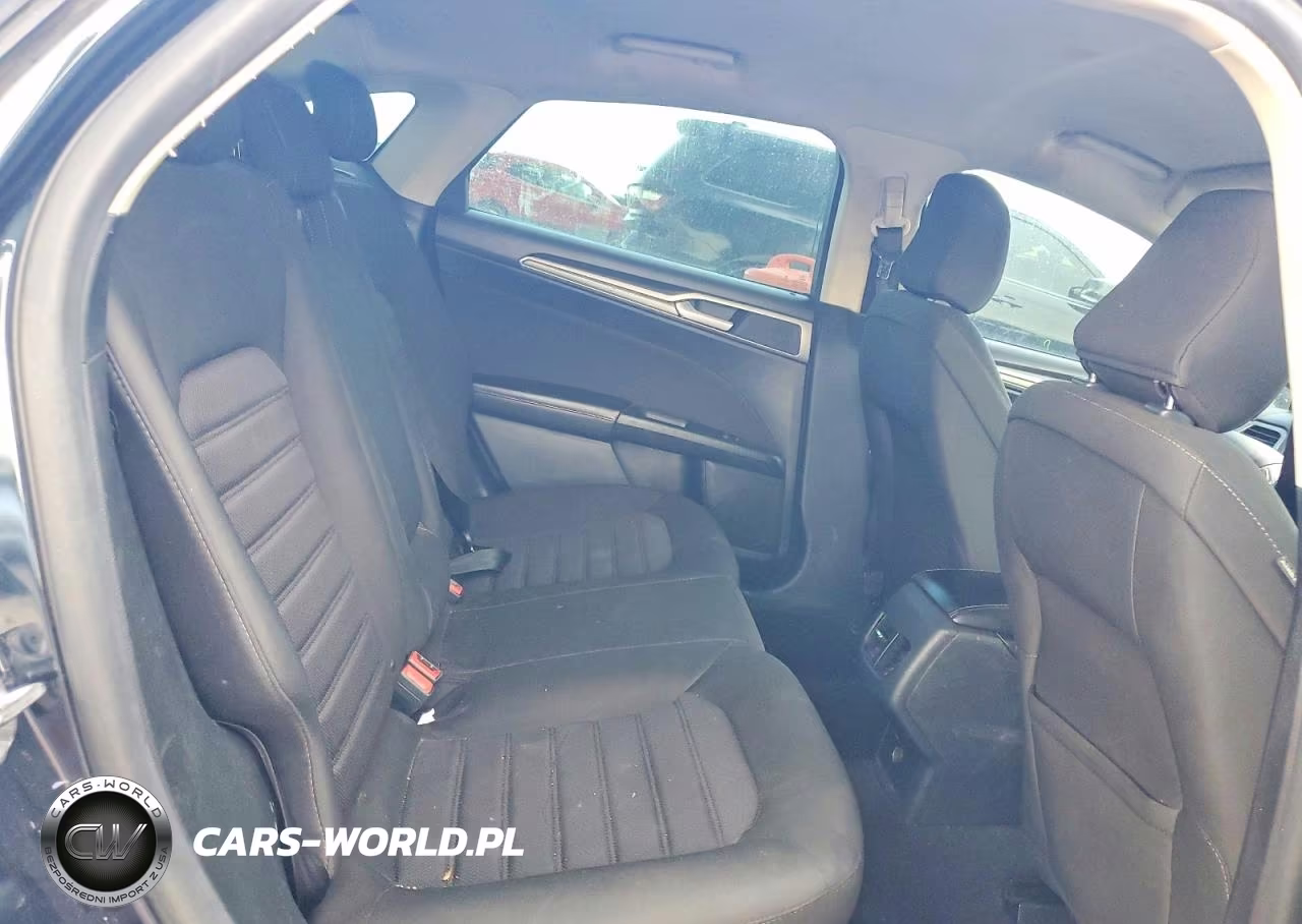 2020 Ford Fusion Se VIN:3FA6P0HD3LR246354 - 10