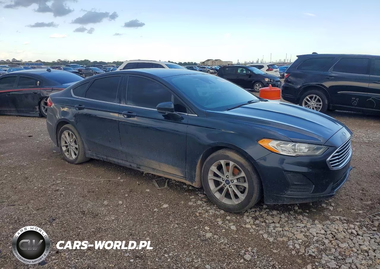 2020 Ford Fusion Se VIN:3FA6P0HD3LR246354 - 4