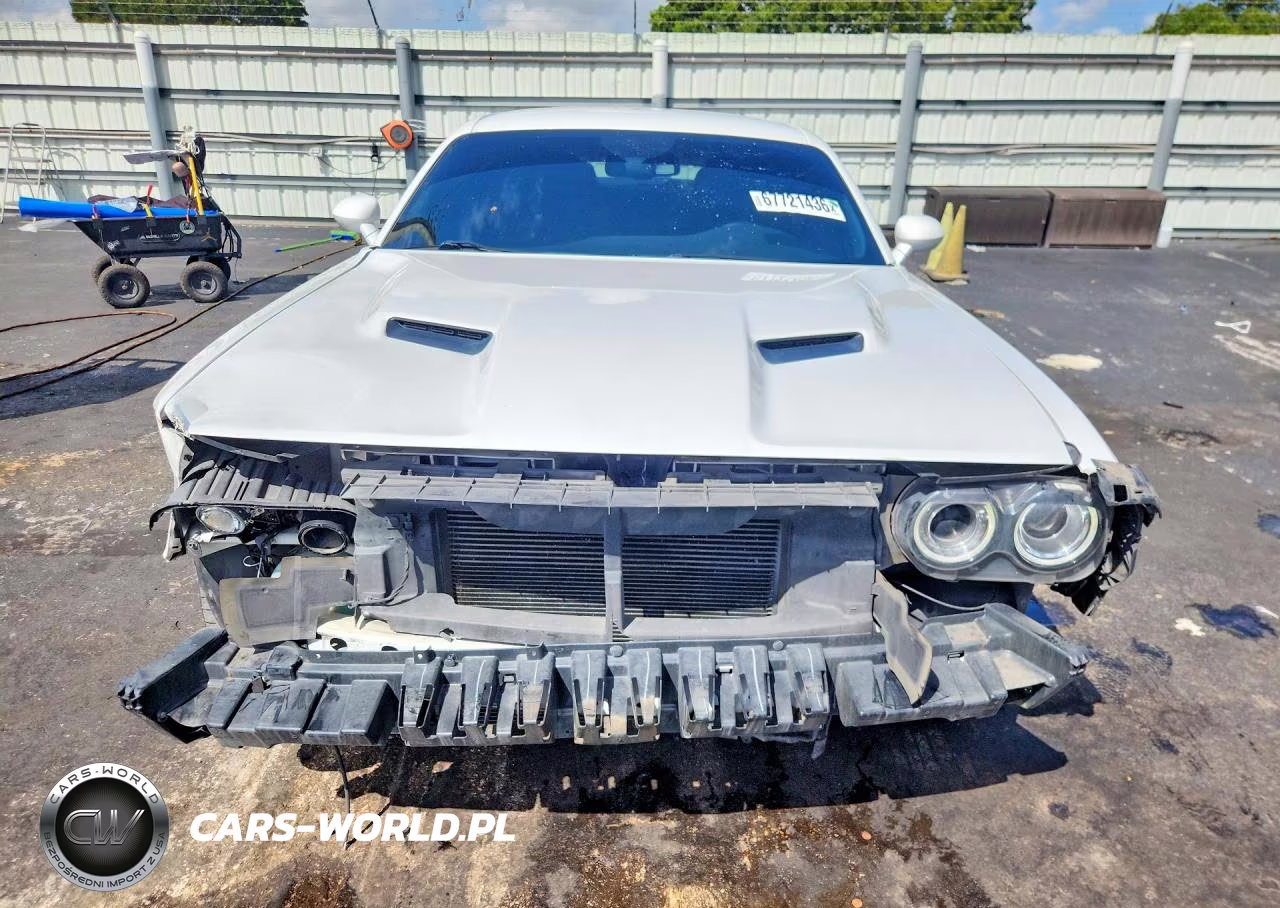 2015 Dodge Challenger Sxt VIN:2C3CDZAG4FH834749 - 5
