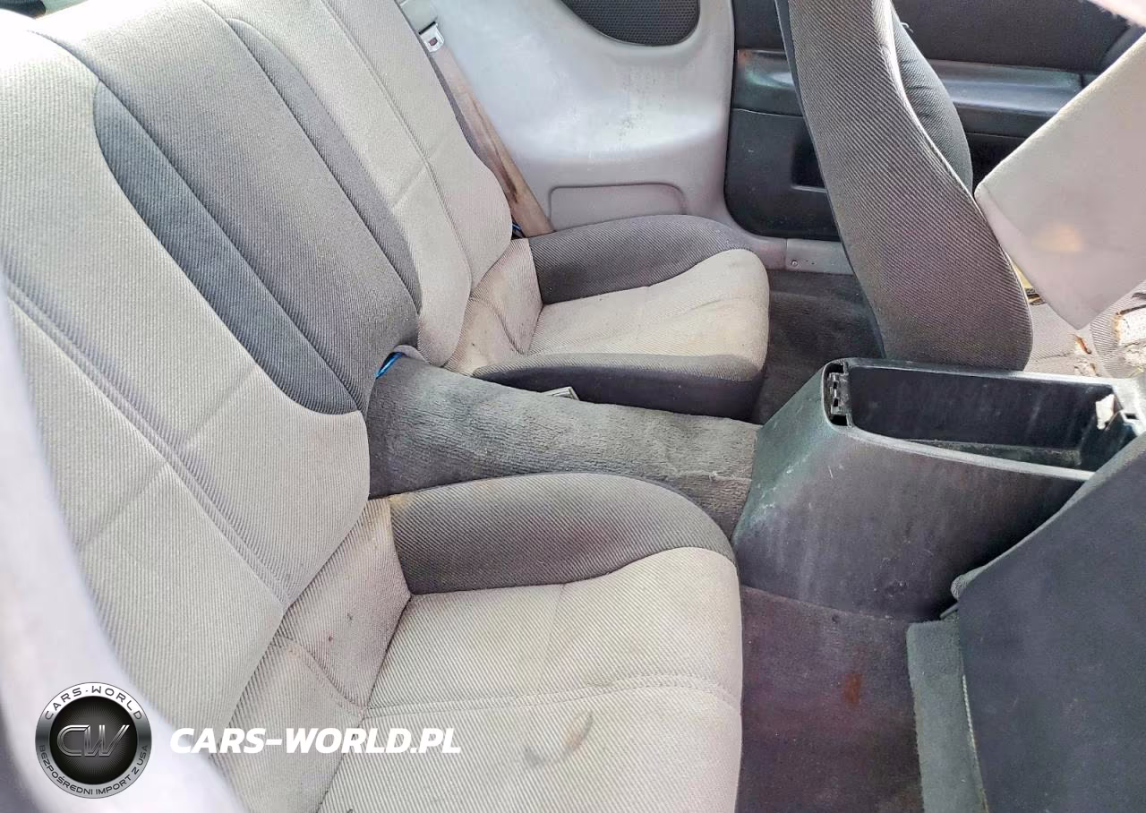 1994 Chevrolet Camaro VIN:2G1FP22S8R2109939 - 10