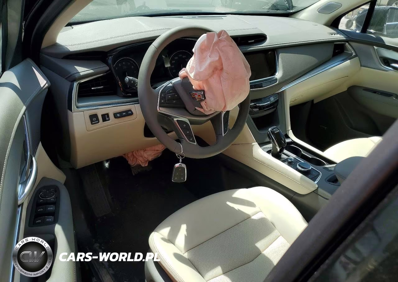 2026 Cadillac Xt5 Premium Luxury VIN:1GYKNCRS3TZ111068 - 8