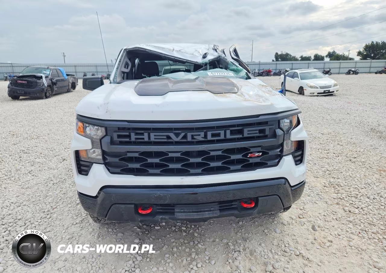 2025 Chevrolet Silverado K1500 Trail Boss Custom VIN:3GCUKCED7SG153465 - 5