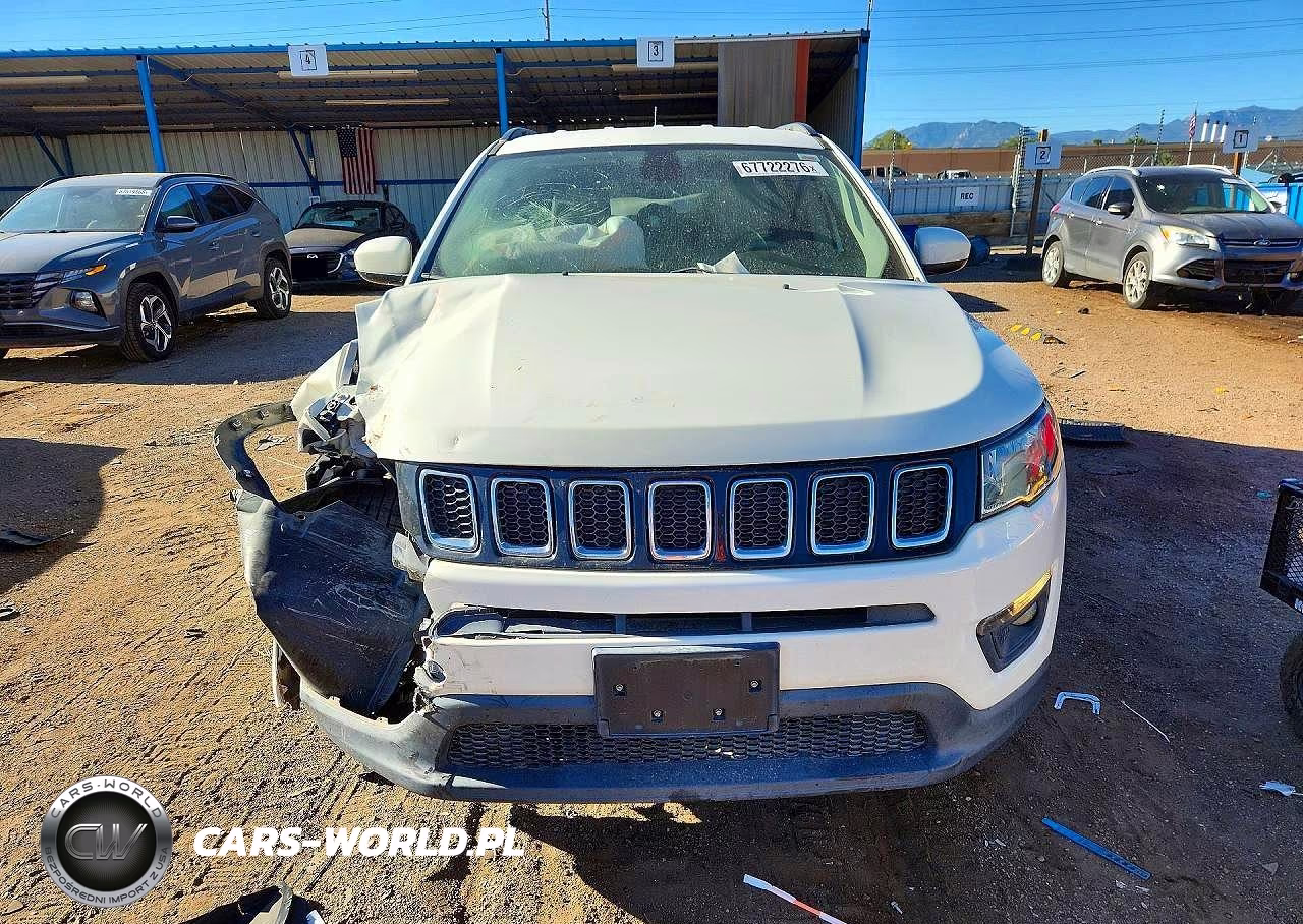 2017 Jeep Compass Latitude VIN:3C4NJDBB3HT651372 - 5