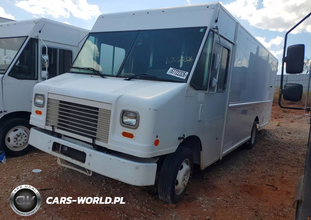 2015 Ford F59 Delivery Truck