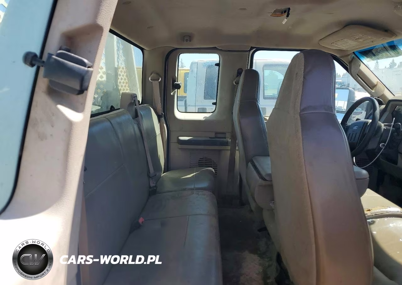 2008 Ford F350 Super Duty VIN:1FDWX36RX8EC78069 - 10