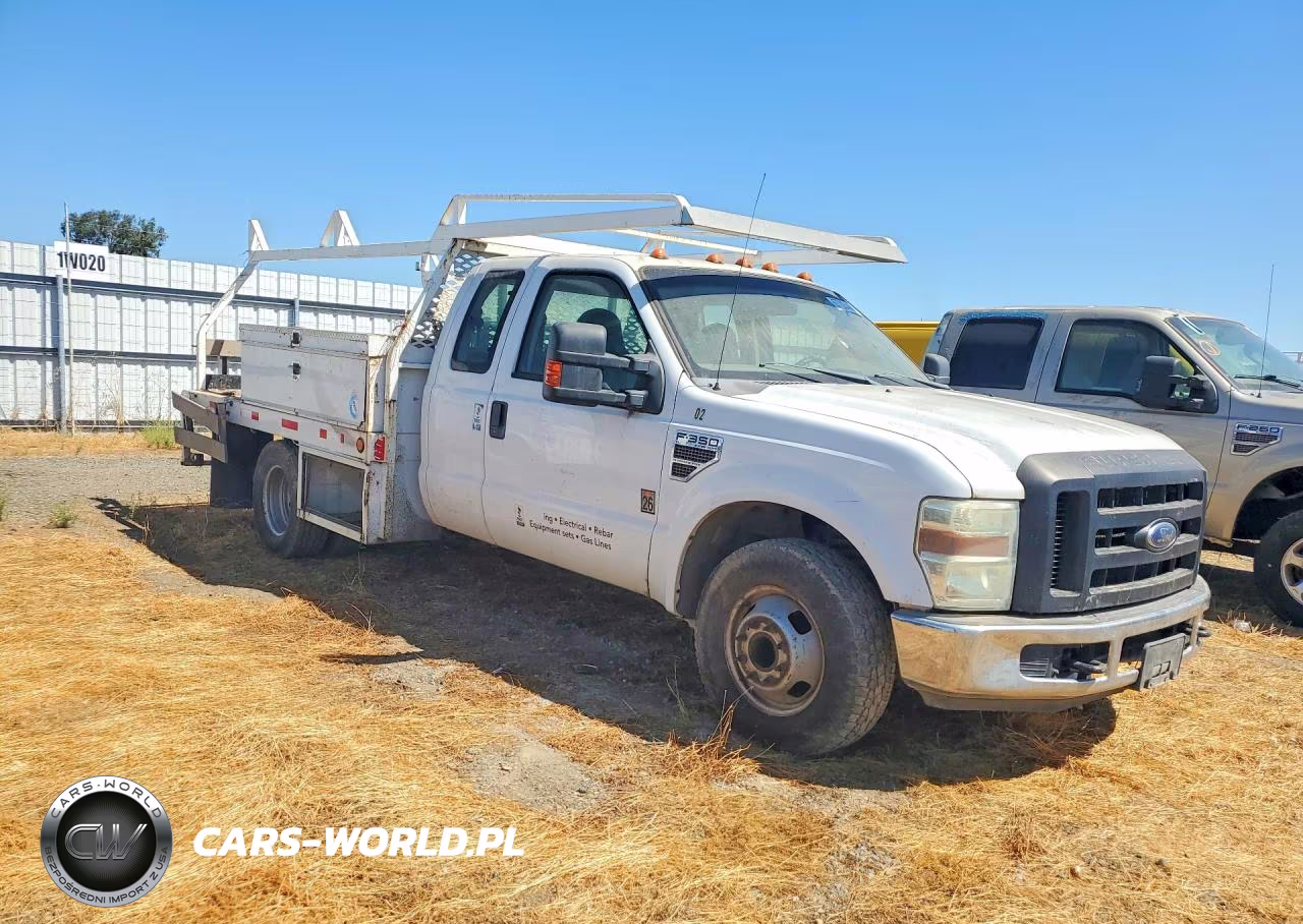 2008 Ford F350 Super Duty VIN:1FDWX36RX8EC78069 - 4
