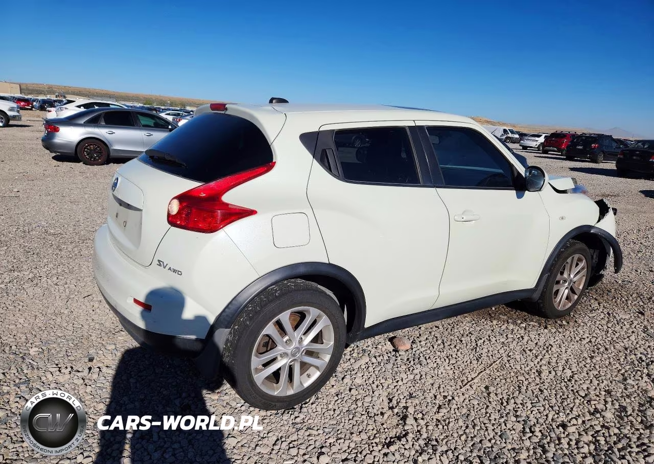 2011 Nissan Juke S VIN:JN8AF5MVXBT017352 - 3