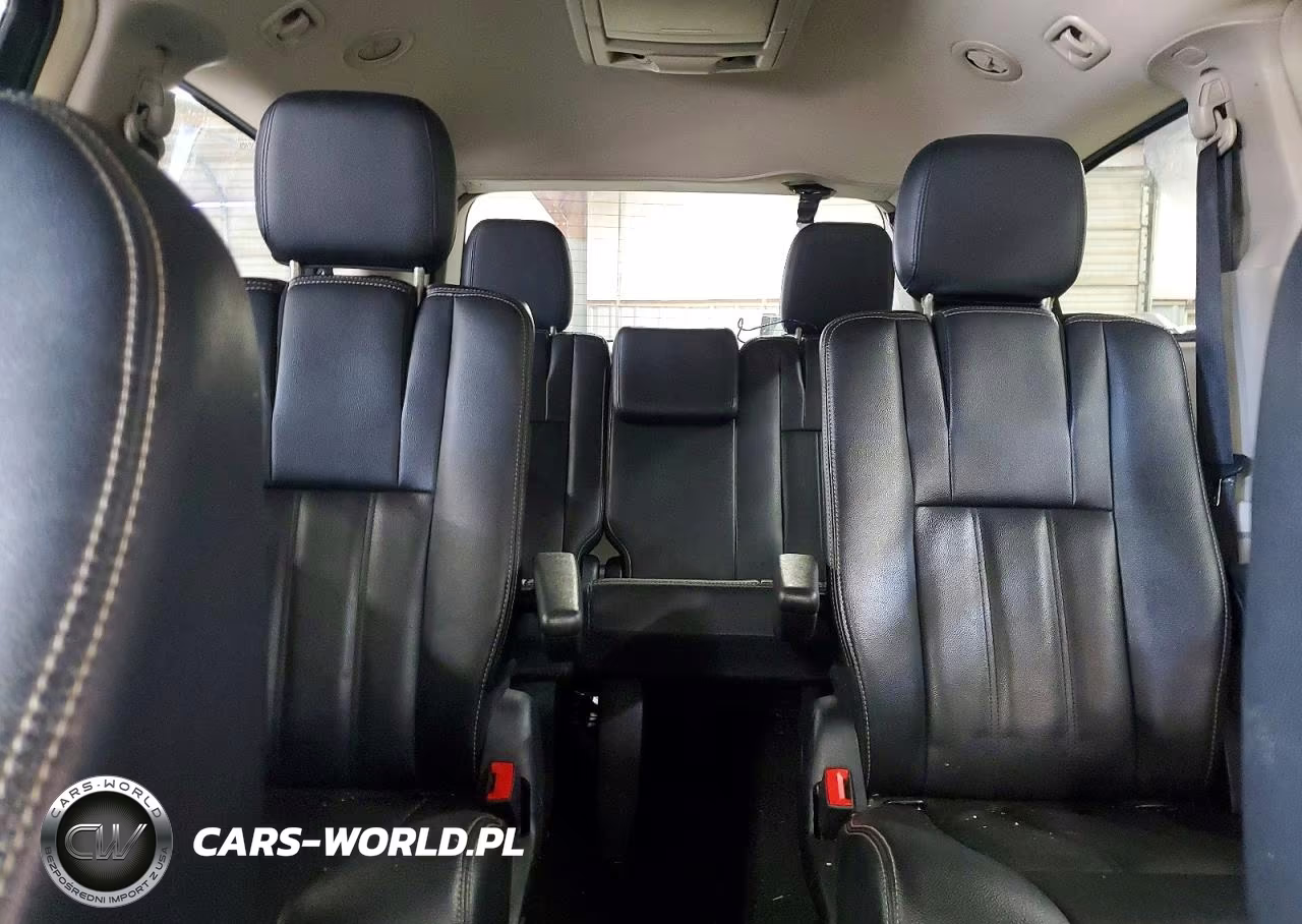 2016 Chrysler Town & Country Touring VIN:2C4RC1BG5GR295577 - 10