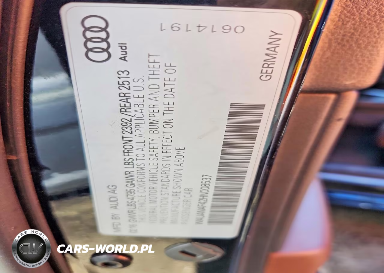 2017 Audi A4 Premium VIN:WAUANAF42HN008537 - 13