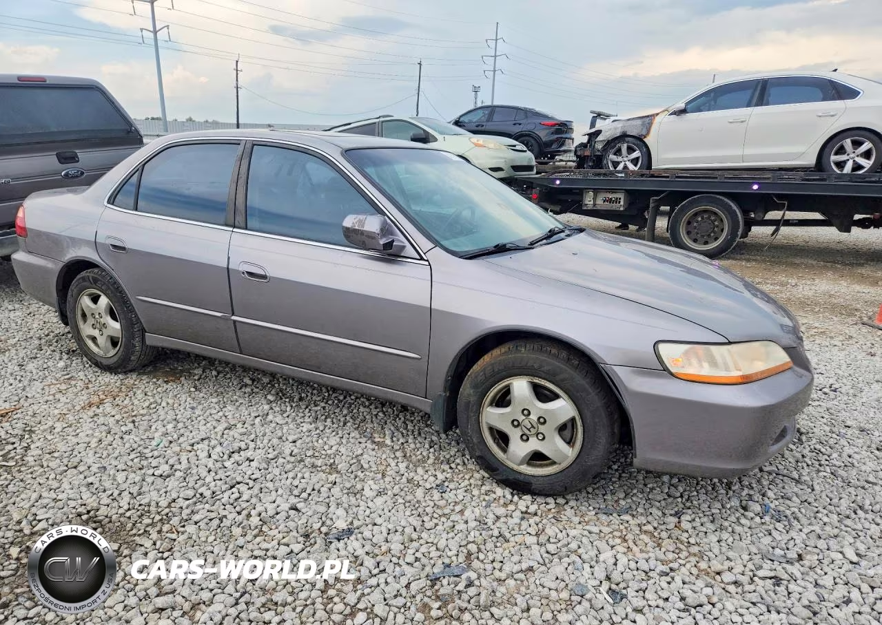 2000 Honda Accord Ex VIN:1HGCG1658YA081208 - 4