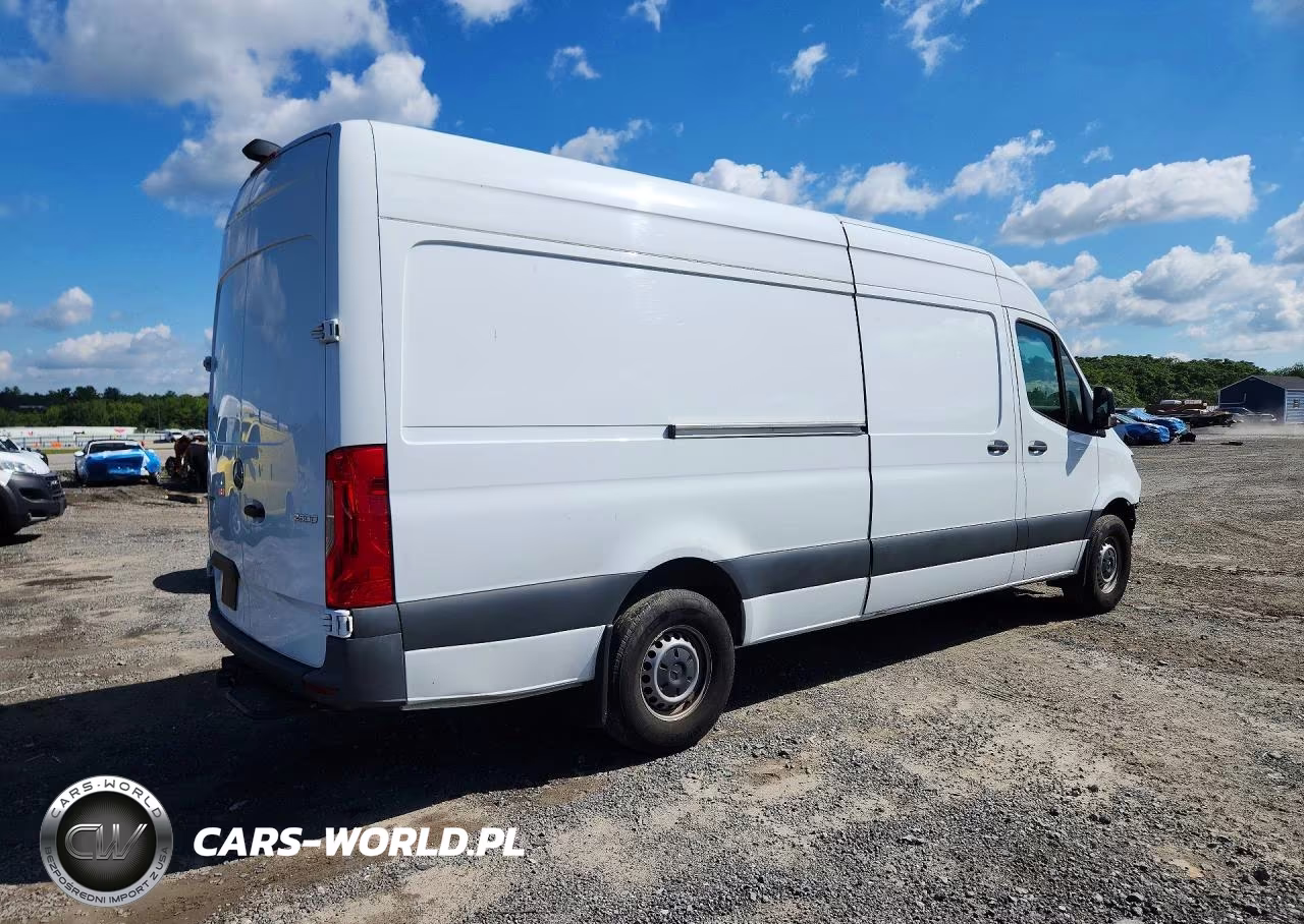 2021 Mercedes-Benz Sprinter 2500 Delivery Van VIN:W1W40CHY3MT055015 - 3