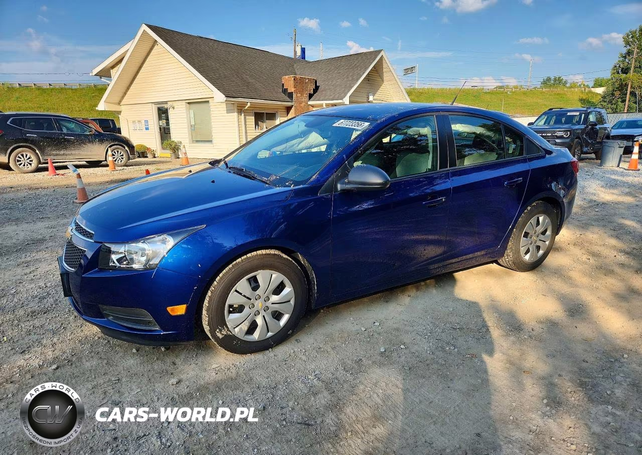 2013 Chevrolet Cruze Ls VIN:1G1PA5SH8D7277870 - 1