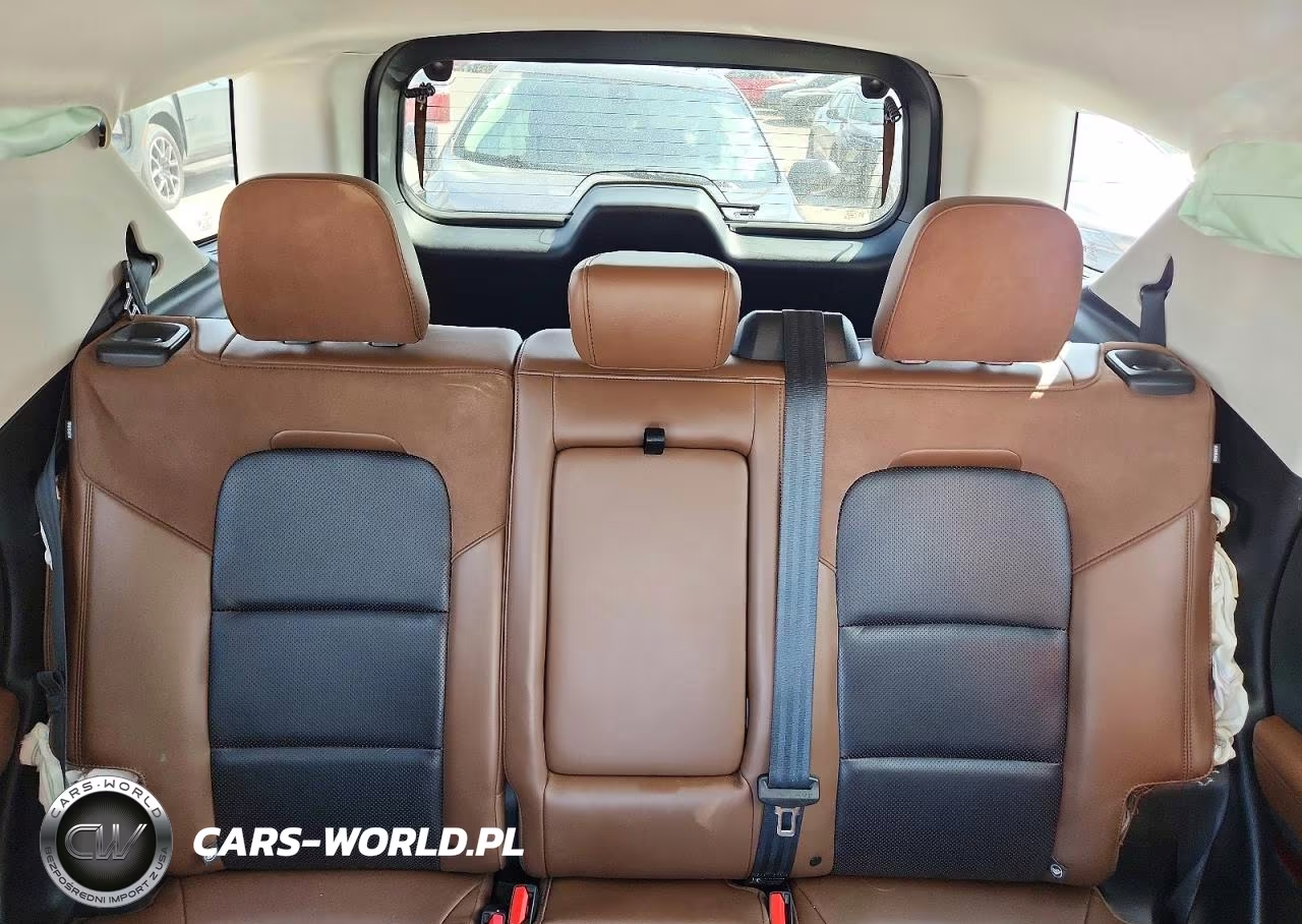 2021 Ford Bronco Sport Badlands VIN:3FMCR9D90MRA03644 - 10