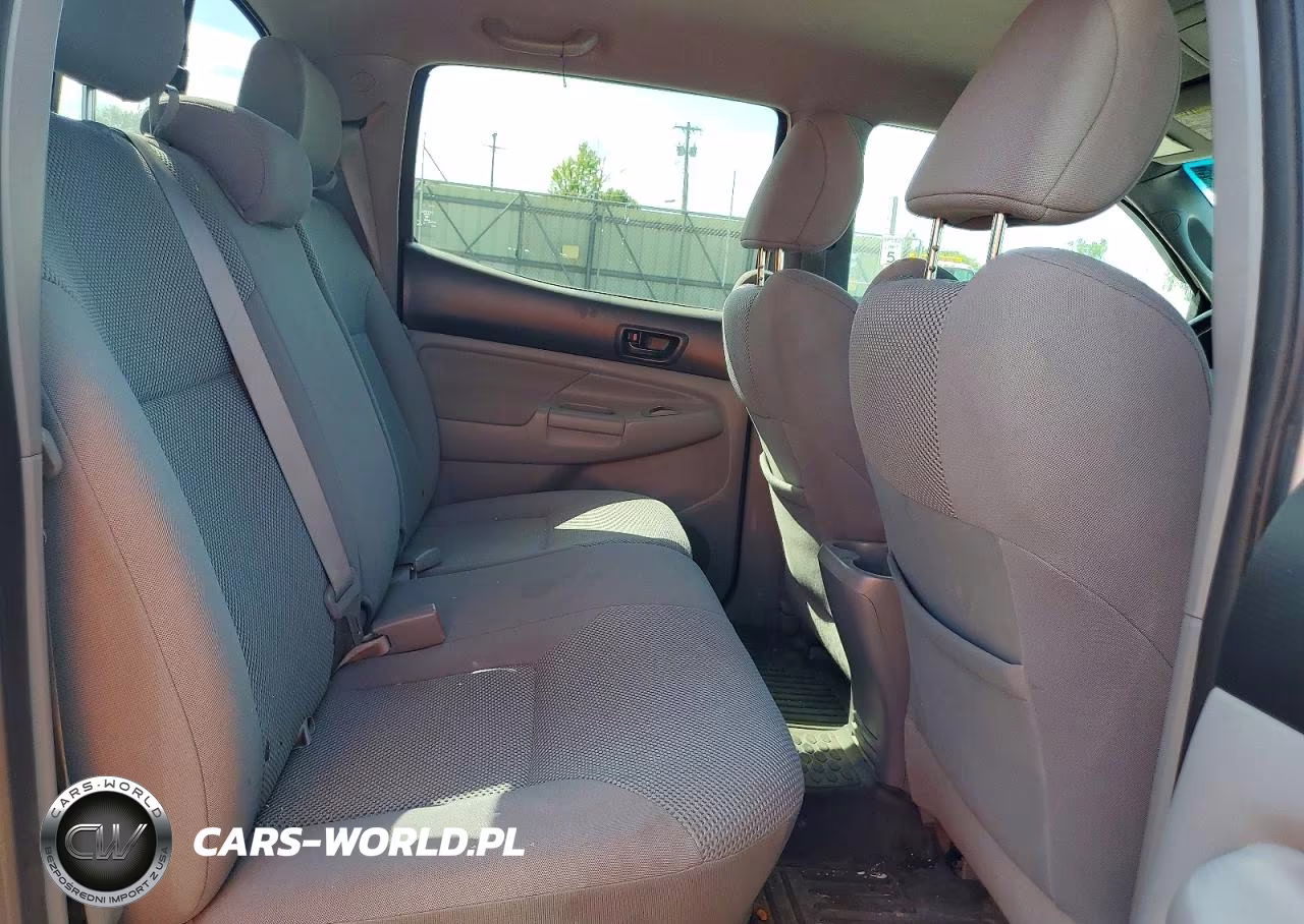 2011 Toyota Tacoma V6 VIN:3TMLU4EN7BM065358 - 10