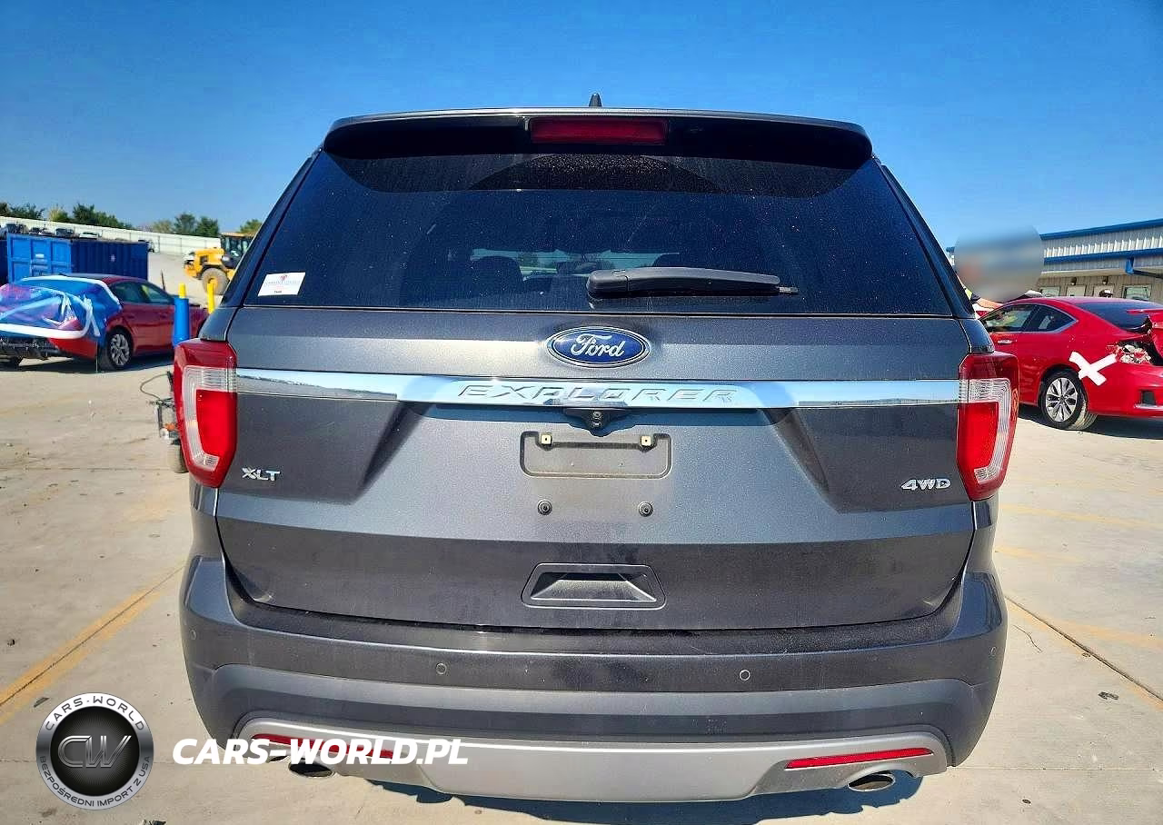 2017 Ford Explorer Xlt VIN:1FM5K8D84HGD65729 - 6