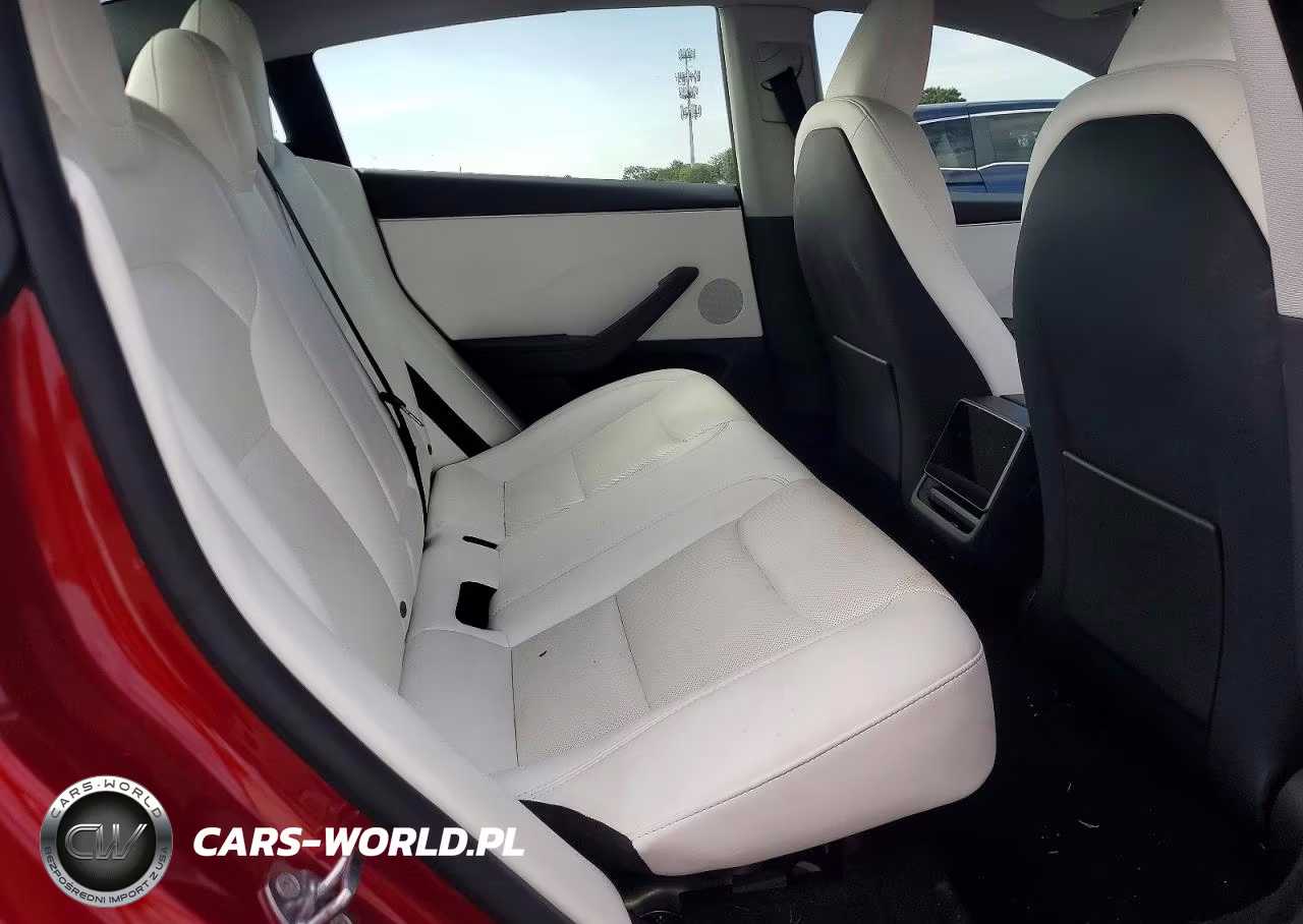 2025 Tesla Model 3 VIN:5YJ3E1EA6SF941320 - 11