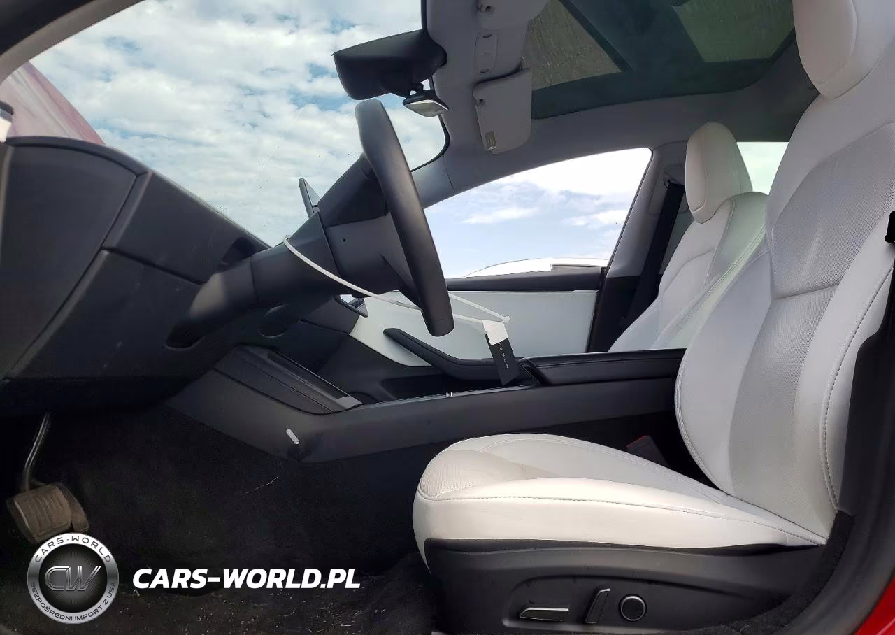 2025 Tesla Model 3 VIN:5YJ3E1EA6SF941320 - 7