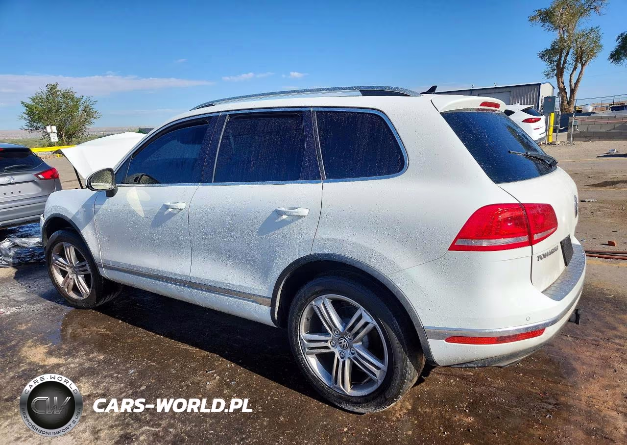 2015 Volkswagen Touareg V6 VIN:WVGEF9BP8FD005172 - 2