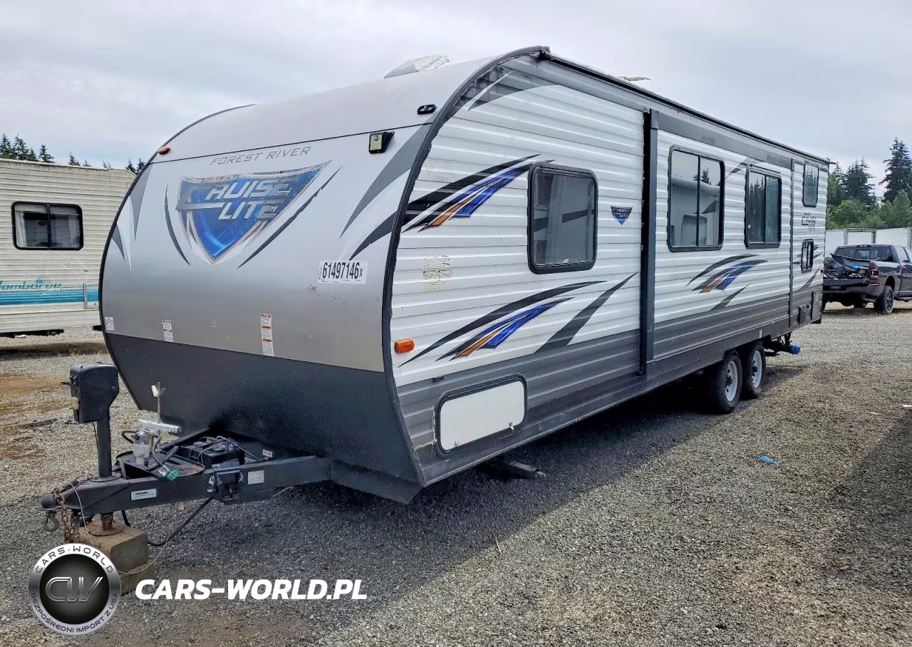 2017 Salem By Forest Rive Trailers VIN:4X4TSMB26HT111542 - 2