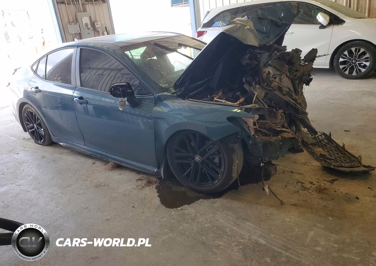 2026 Toyota Camry Se VIN:4T1DAACK2TU213302 - 4