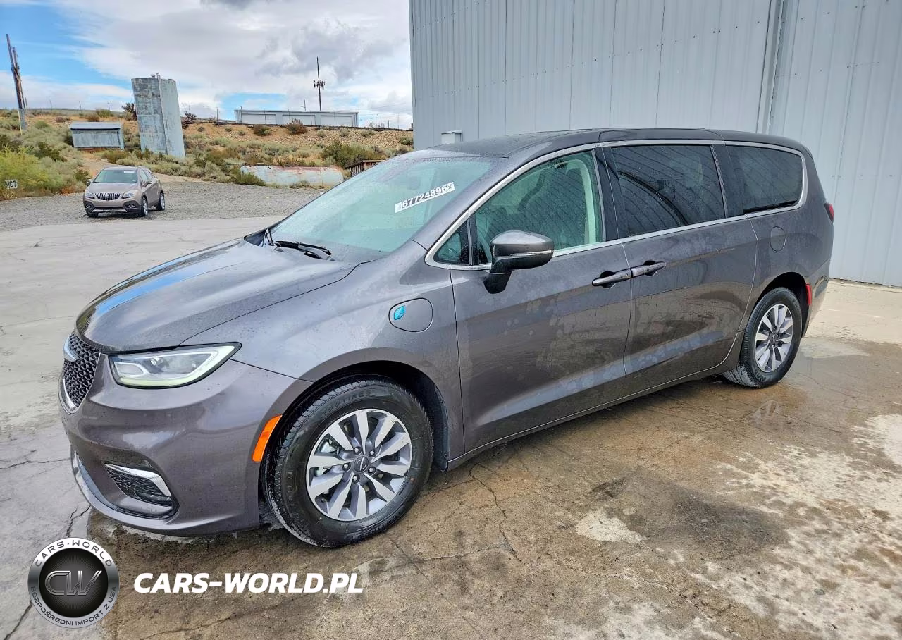 2023 Chrysler Pacifica Hybrid Touring L