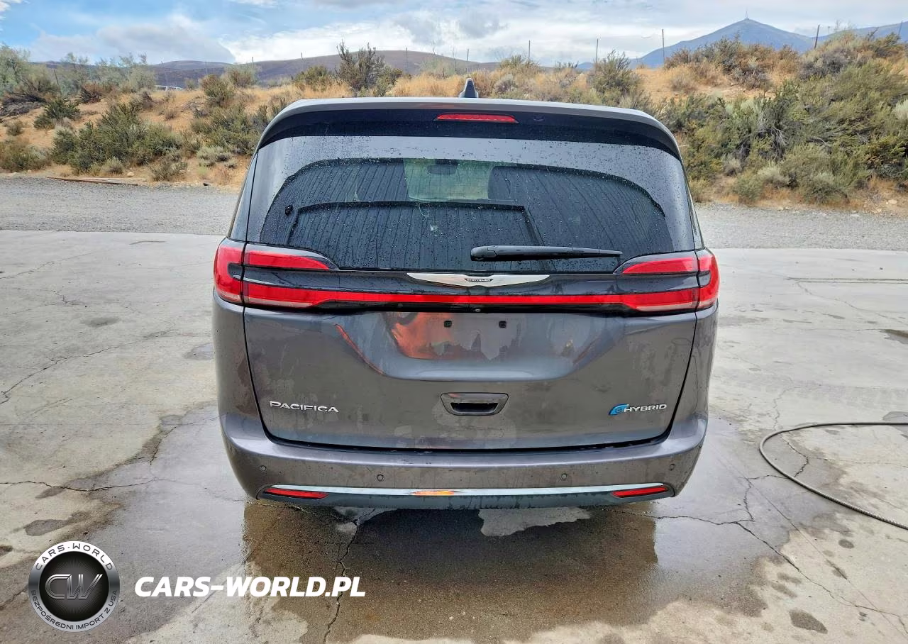 2023 Chrysler Pacifica Hybrid Touring L VIN:2C4RC1L71PR599018 - 6