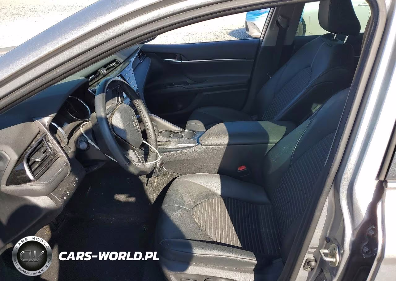 2020 Toyota Camry Se VIN:4T1G11AK4LU974168 - 7