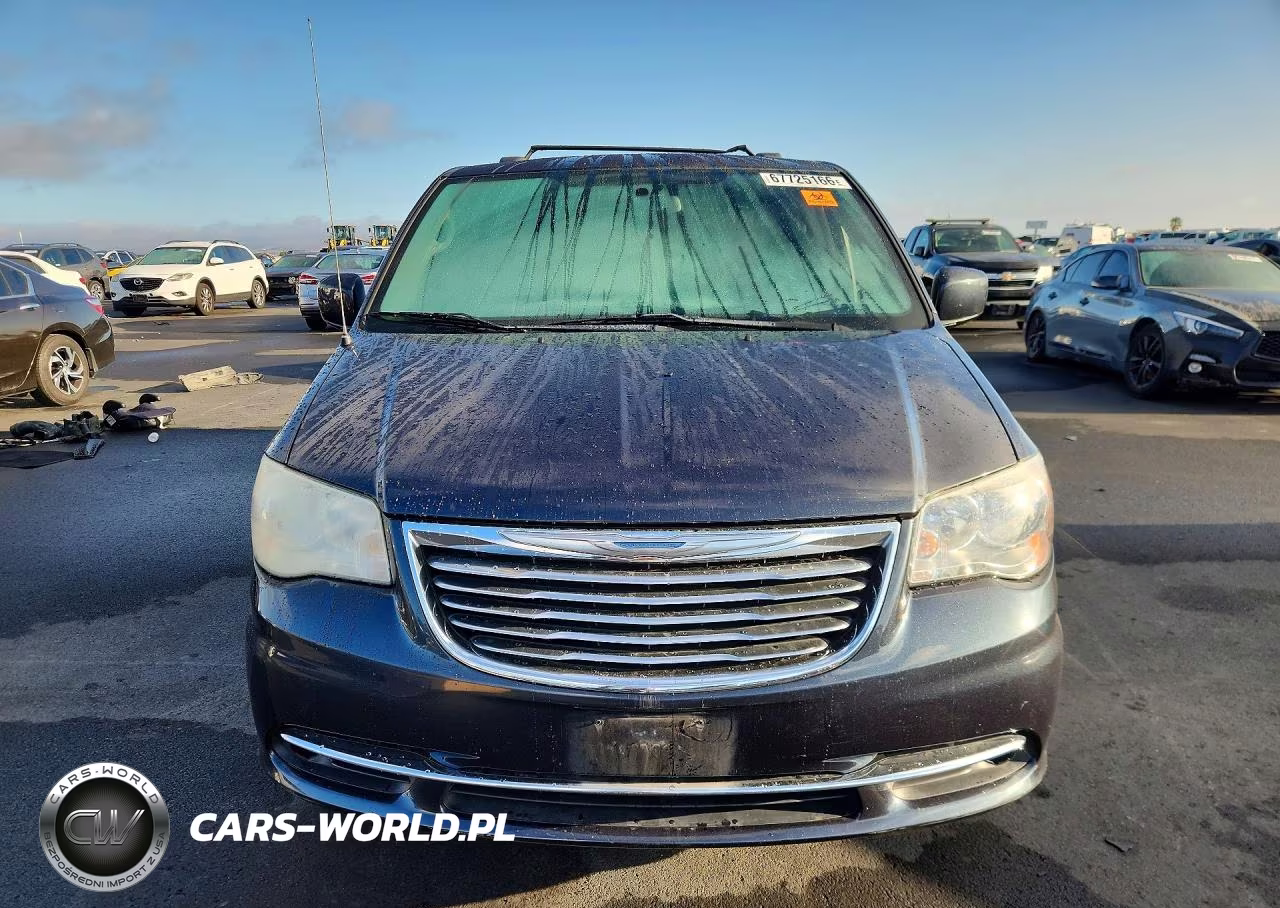 2014 Chrysler Town & Country Touring VIN:2C4RC1BG7ER434007 - 5