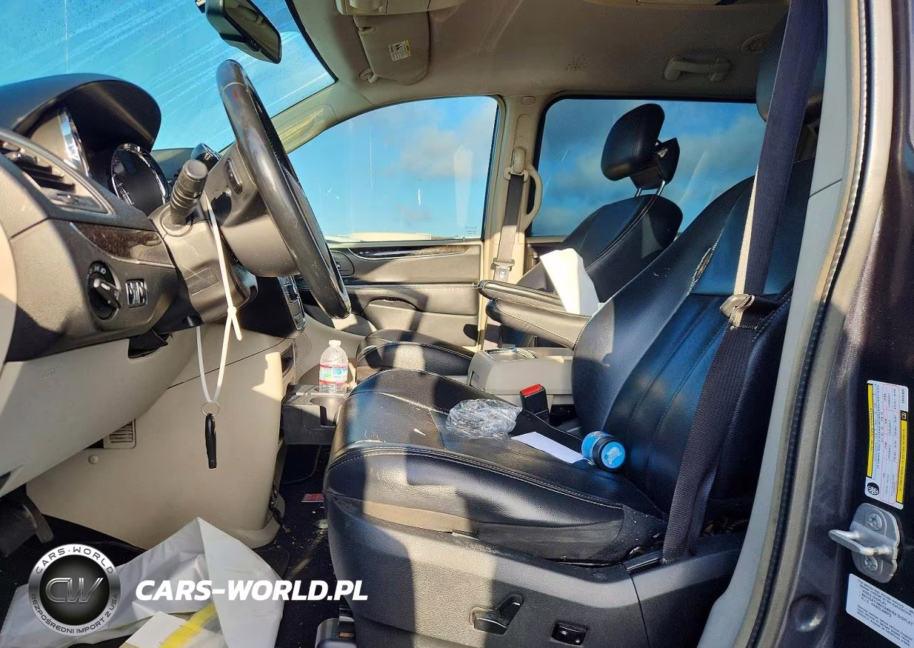 2014 Chrysler Town & Country Touring VIN:2C4RC1BG7ER434007 - 7