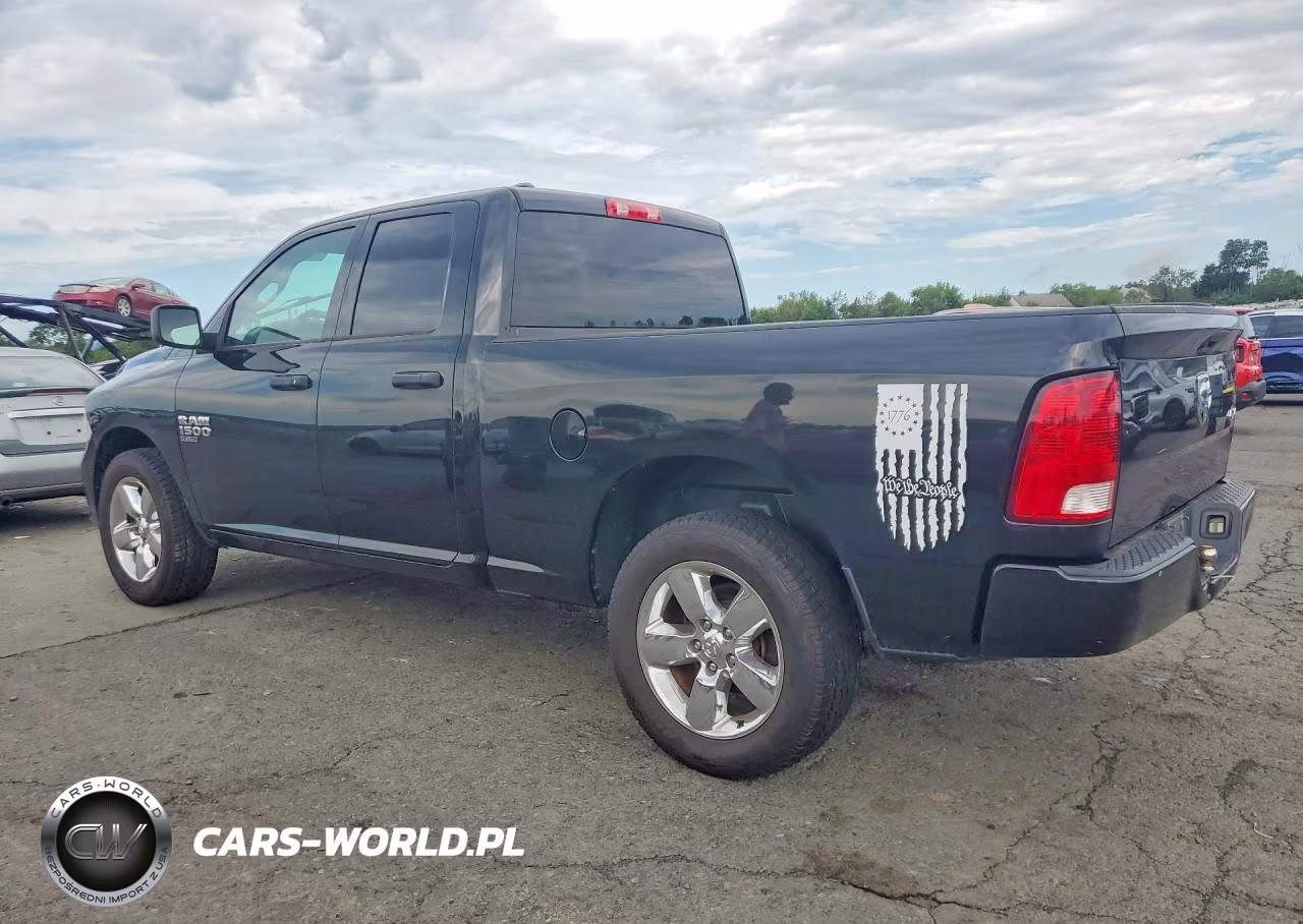 2019 Ram 1500 Classic Tradesman VIN:1C6RR7FG6KS523208 - 2